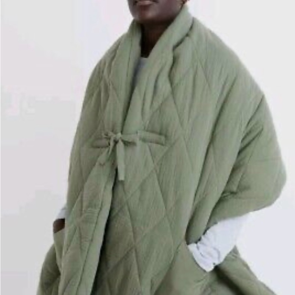 Madewell Sage Quilted Cape with Wrap Front